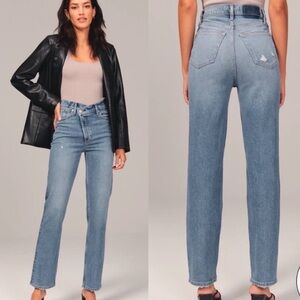 EUC Abercrombie Crossover Straight Leg Curve Love Jeans 26